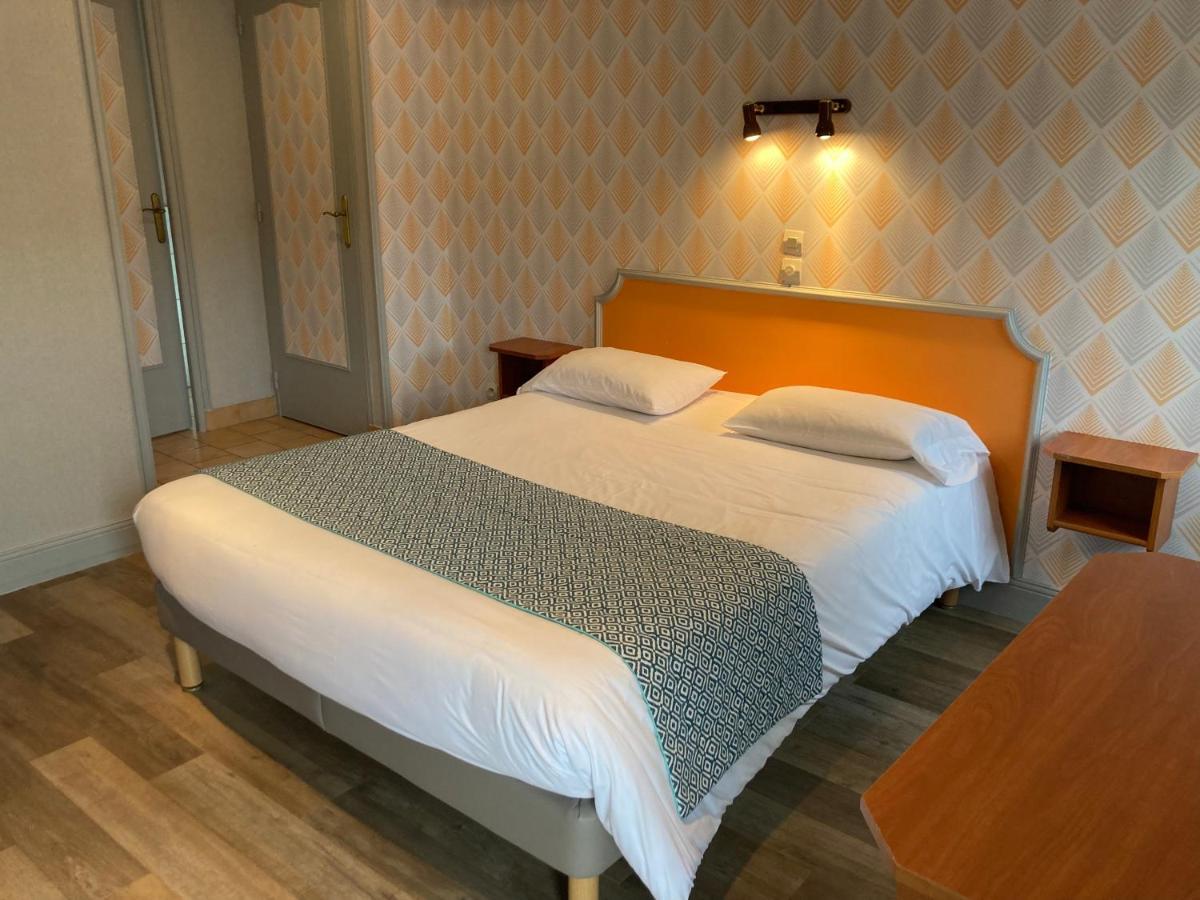 Hotel Le Bon Laboureur ラ・シャリテ エクステリア 写真