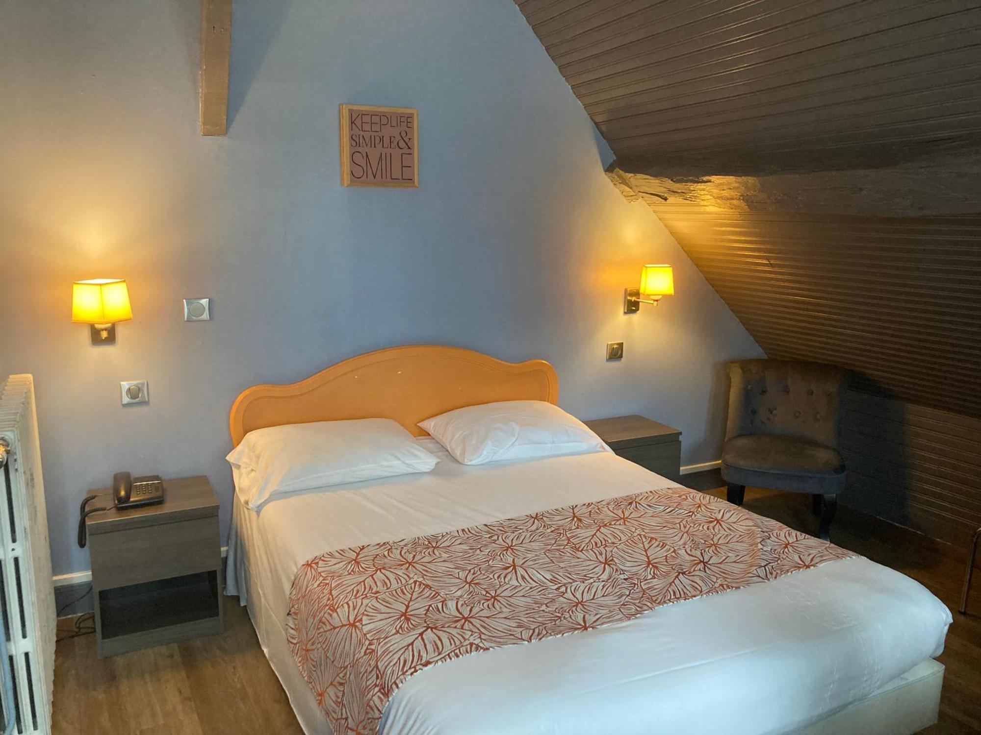 Hotel Le Bon Laboureur ラ・シャリテ エクステリア 写真